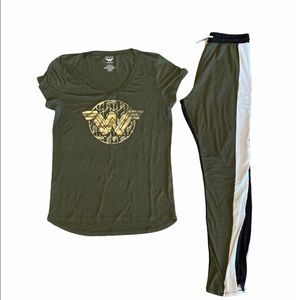Wonder woman tee and leggings
